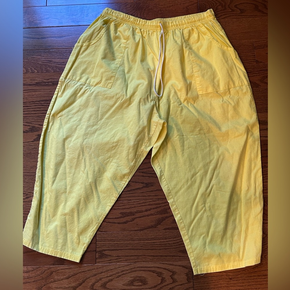 Women’s Yellow Casual capris Pants cotton blend May fit Sz XL